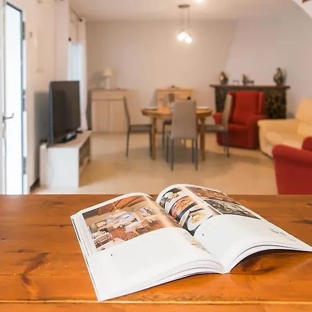 Holiday home Welcs Casa 089 Emp Cerca Del Mar Empuriabrava